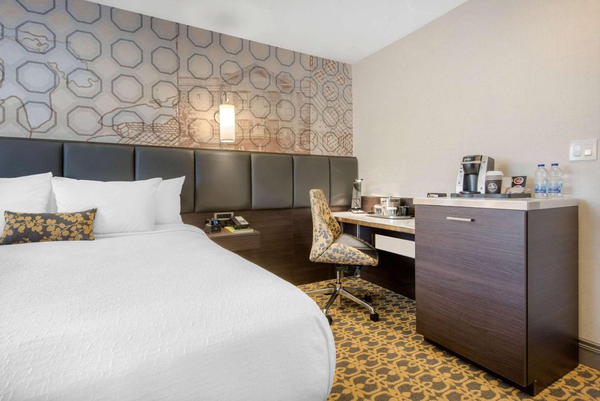 The Champlain Waterfront Hotel Ascend Hotel Collection Орилия Екстериор снимка