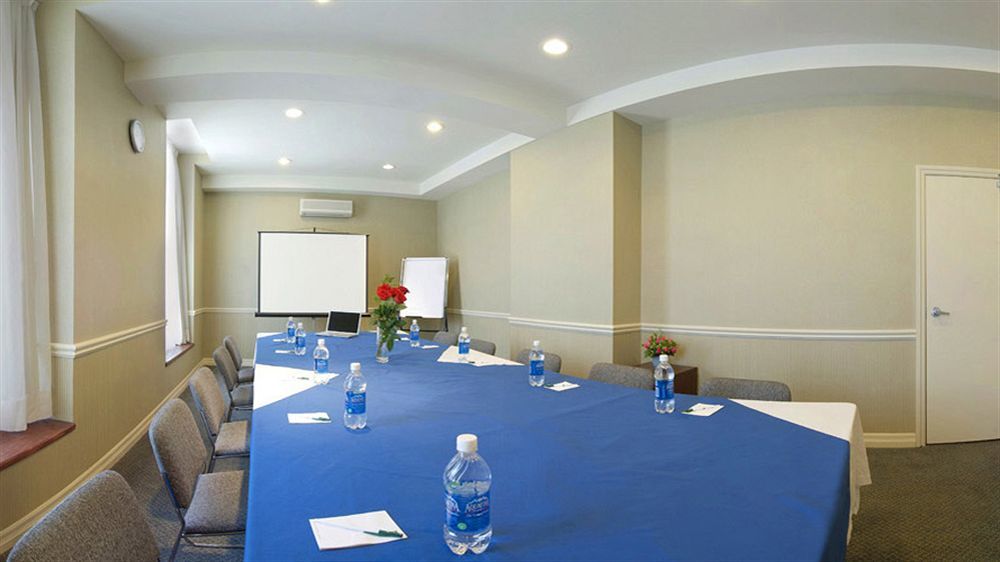 The Champlain Waterfront Hotel Ascend Hotel Collection Орилия Екстериор снимка