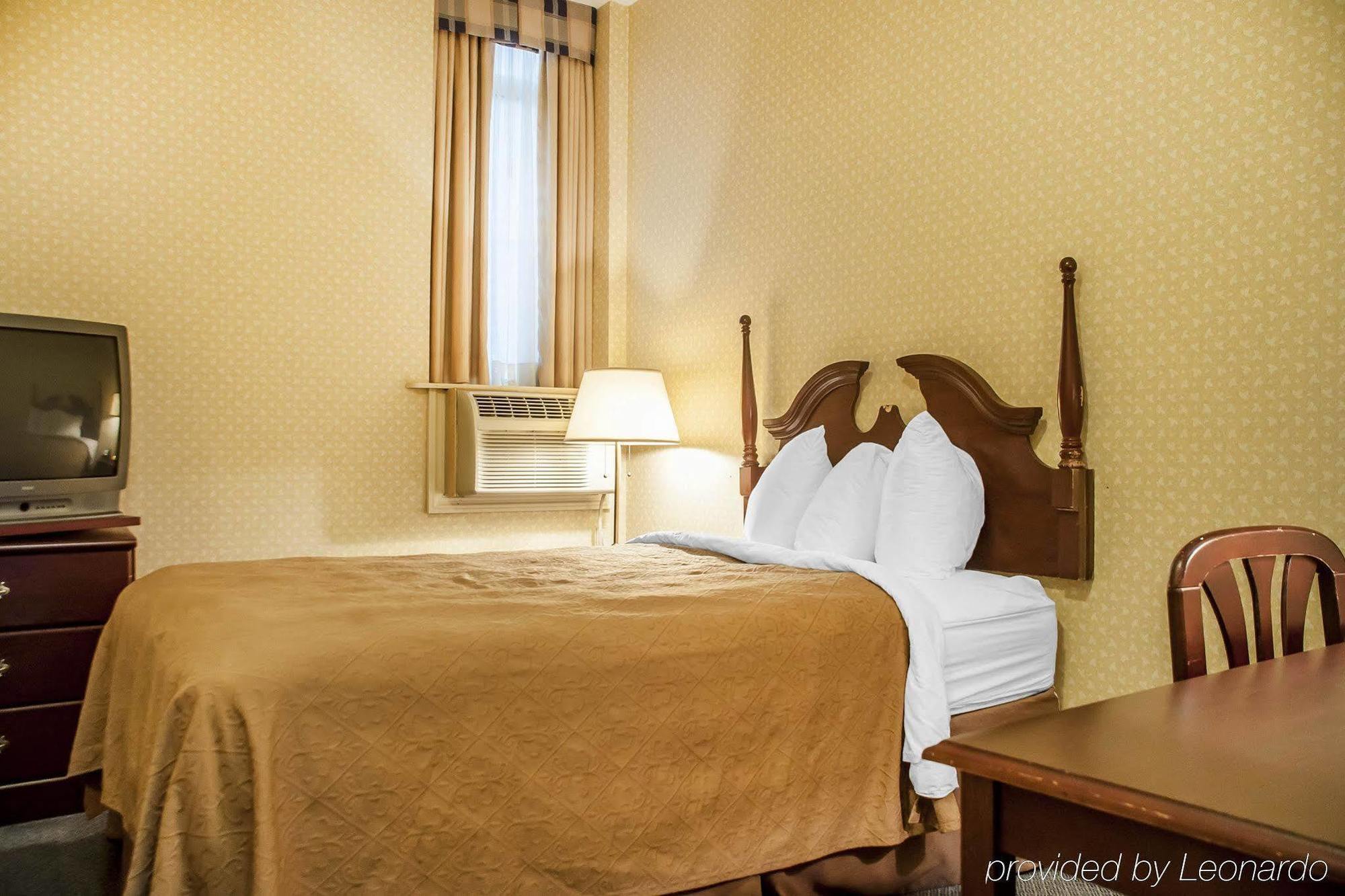 The Champlain Waterfront Hotel Ascend Hotel Collection Орилия Екстериор снимка