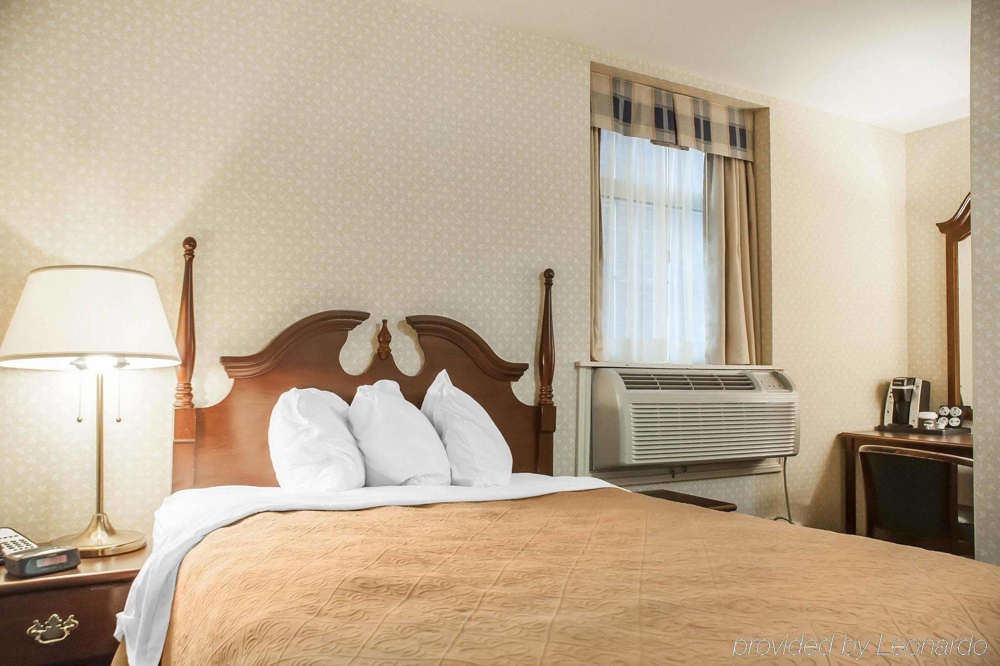 The Champlain Waterfront Hotel Ascend Hotel Collection Орилия Екстериор снимка