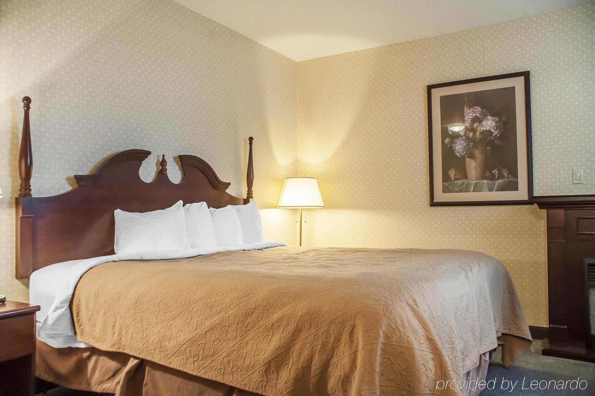 The Champlain Waterfront Hotel Ascend Hotel Collection Орилия Екстериор снимка
